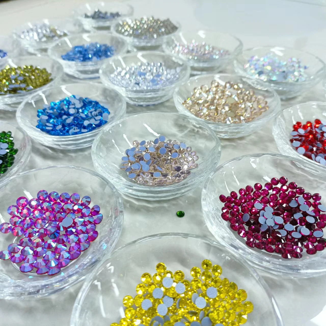 Rhinestones 2088 16-Cut AB Crystal Flatback High Quality Golden Bottom Non-Hot Fix 1 Bag Rose for Shoe Wholesaling