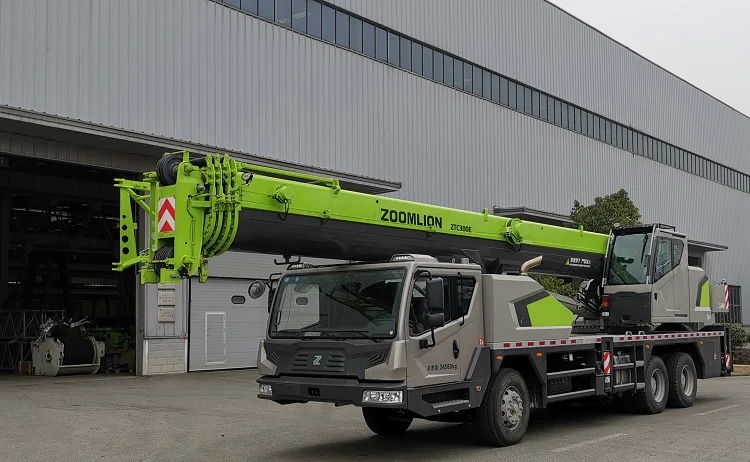 ZTC300E552 30t 200 ton chinese truck crane