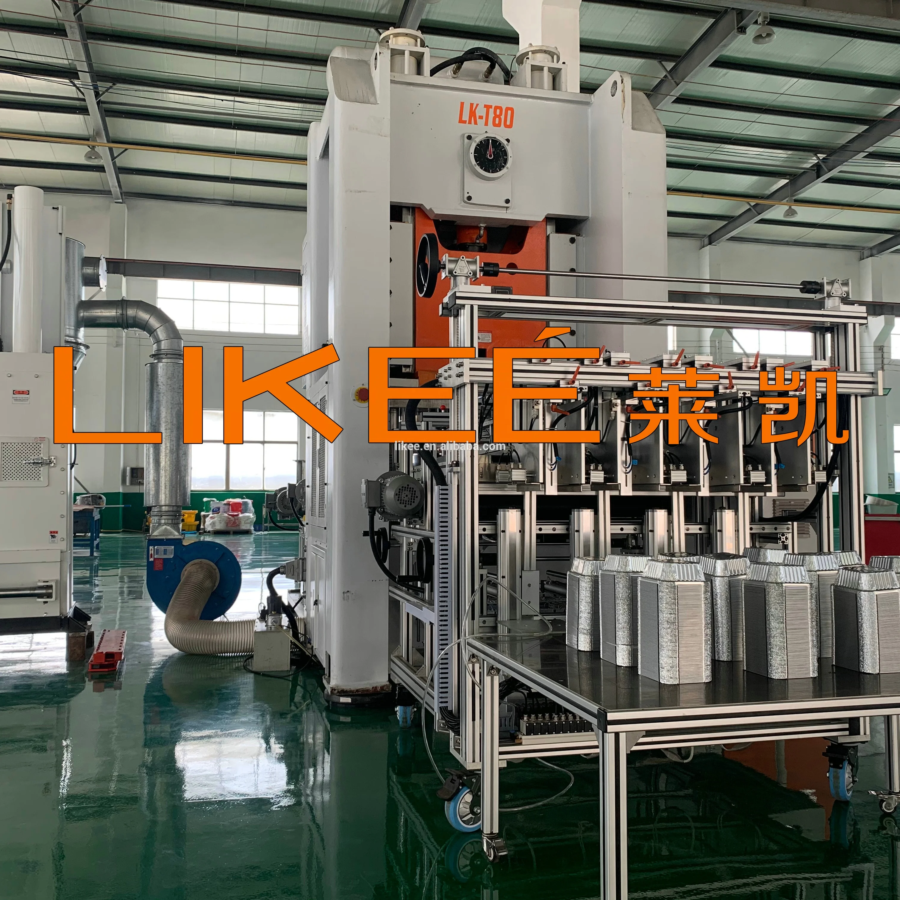 
Pneumatic Type High Speed High Productivity Aluminium Foil Container Making Machine 