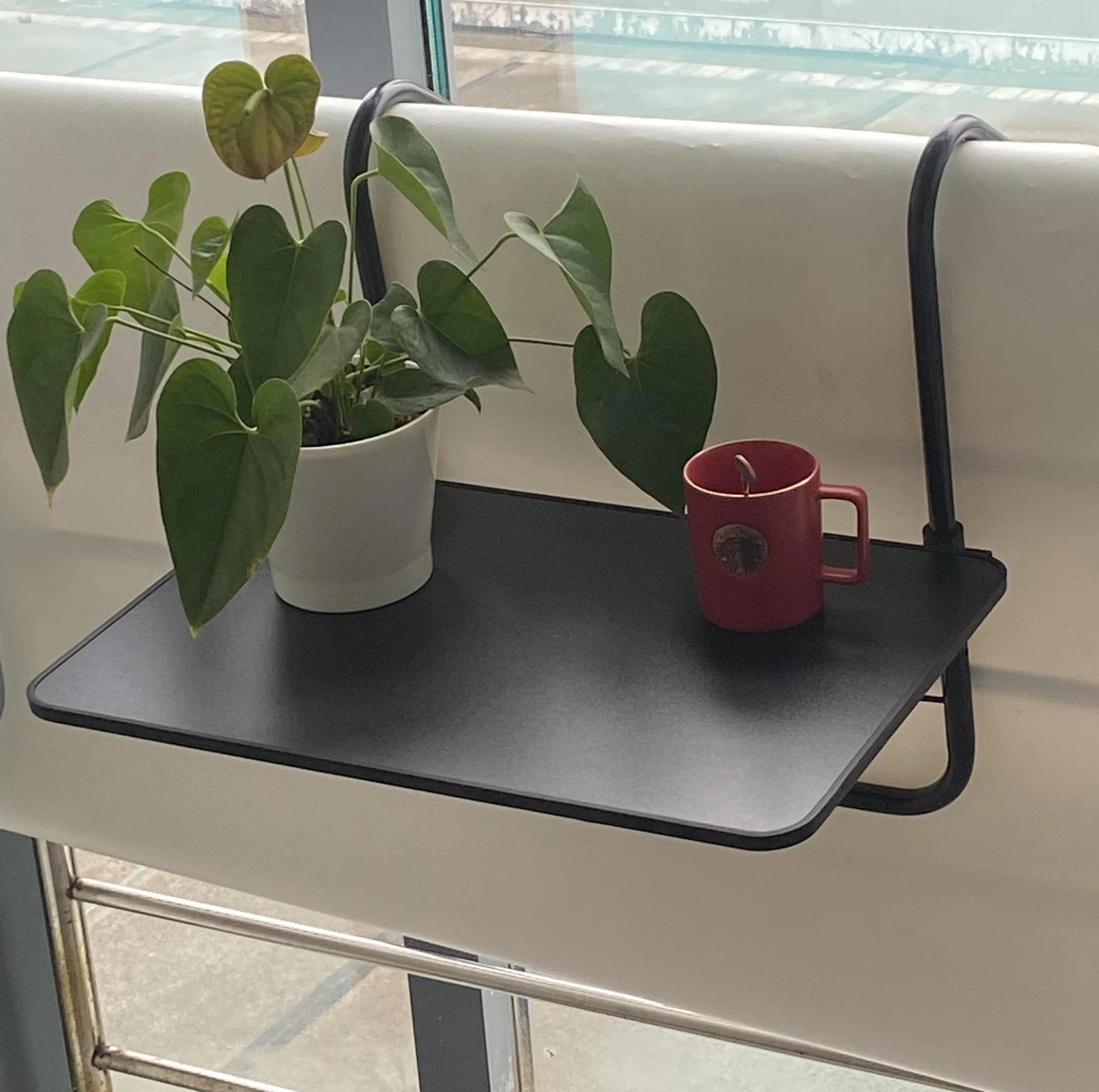 Folded and height adjustable Balcony Hanging Table
