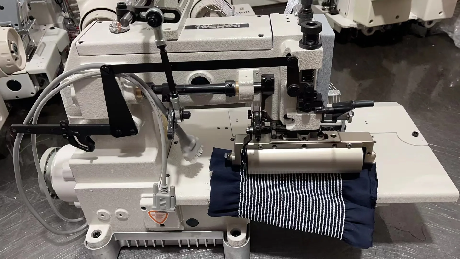 Used secondhand Japan brand multi-Needle Shirring and Smocking Machine 1033 33 needles machine ready to ship