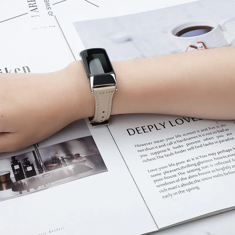 Сменный ремешок для смарт-браслета Fitbit Charge 5 тонкий часов из натуральной кожи с цветочным принтом