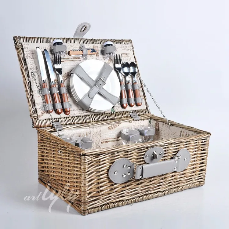 Wholesale Handmade Food Fruit And Vegetable Storage Woven Wood Wicker Willow Picnic Baskets For 4 Person