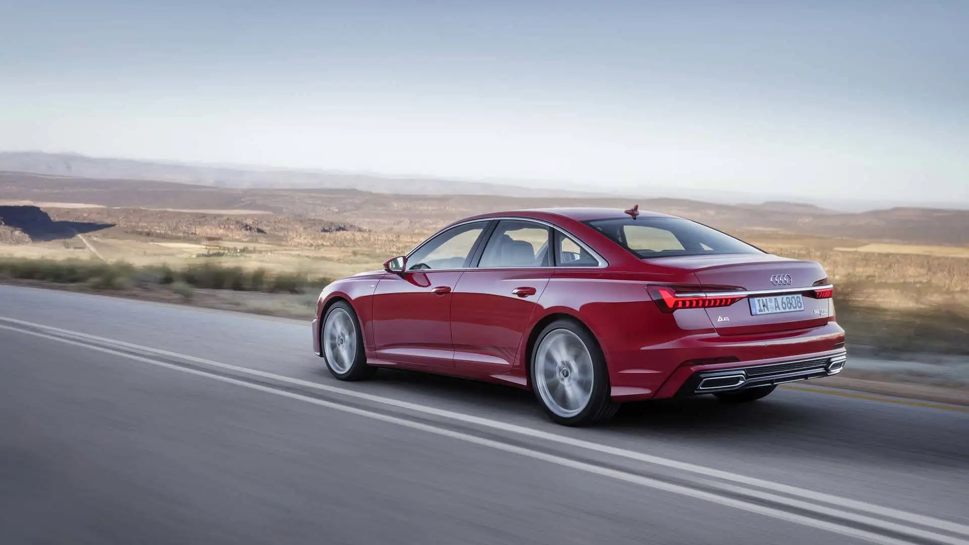 Audis A6L 2 0 Т Седан 5-местный автомобиль с автоматической коробкой передач турбодвигатель задняя камера кожаные сиденья светлые и темные варианты интерьера