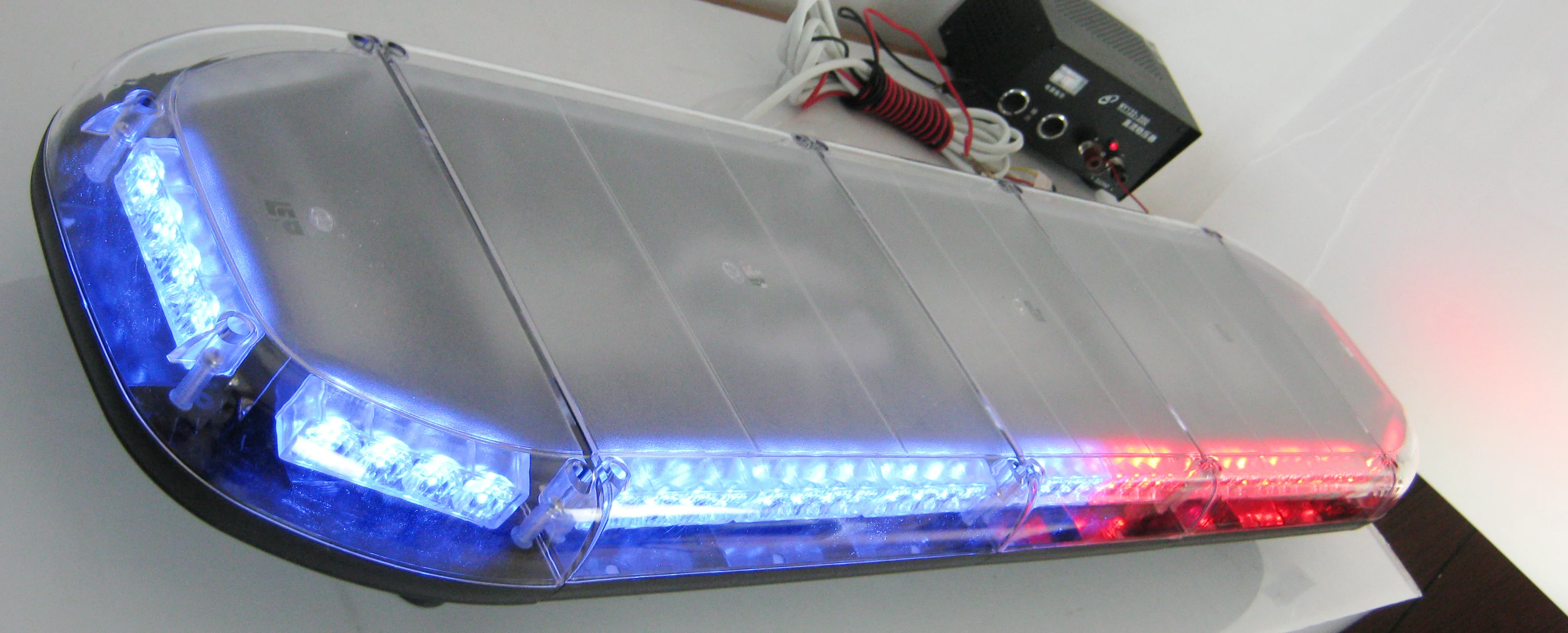 
LYAF ECE R65 Class 2 R10 1.27m 50inch Red Blue Led Warning Lightbar 