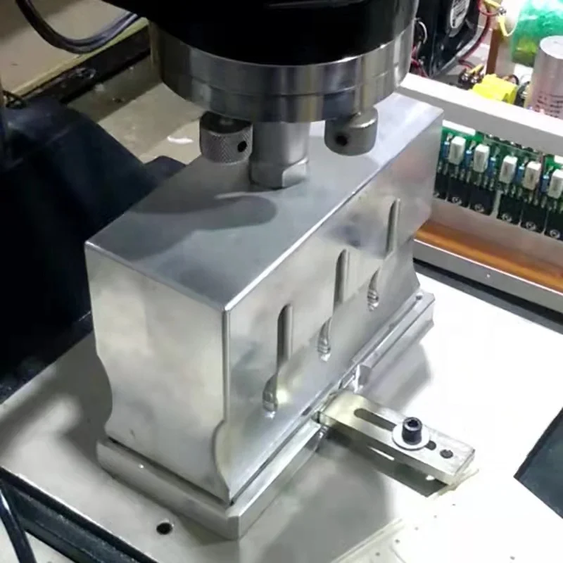 Factory Price 15kHz/20kHz/28kHz/35kHz Ultrasonic Weld Machine Ultrasonic Plastic Welding Machine