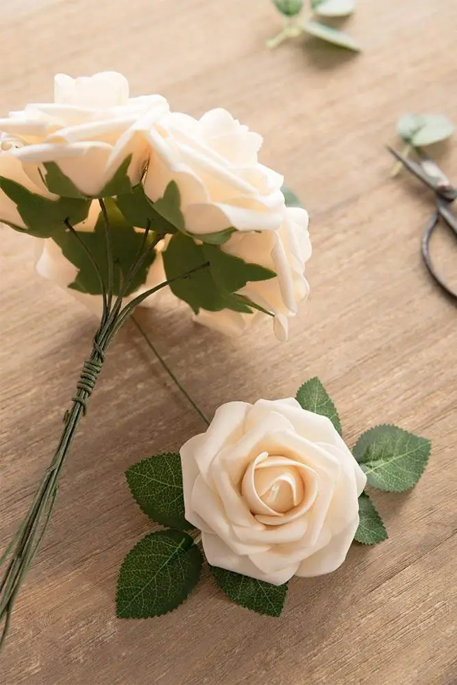 China Alibaba Supplier 50pcs Artificial Flowers Real Looking Cream Fake Roses for DIY Wedding Bouquets