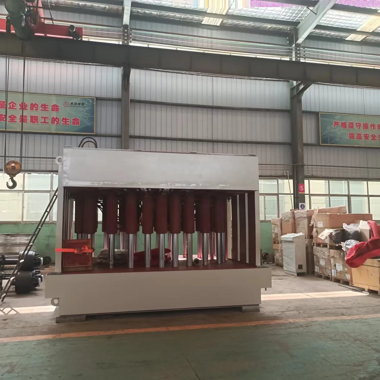 SHUIPO Hydraulic Semi-tank Head Forming Machine For Trailer Tank