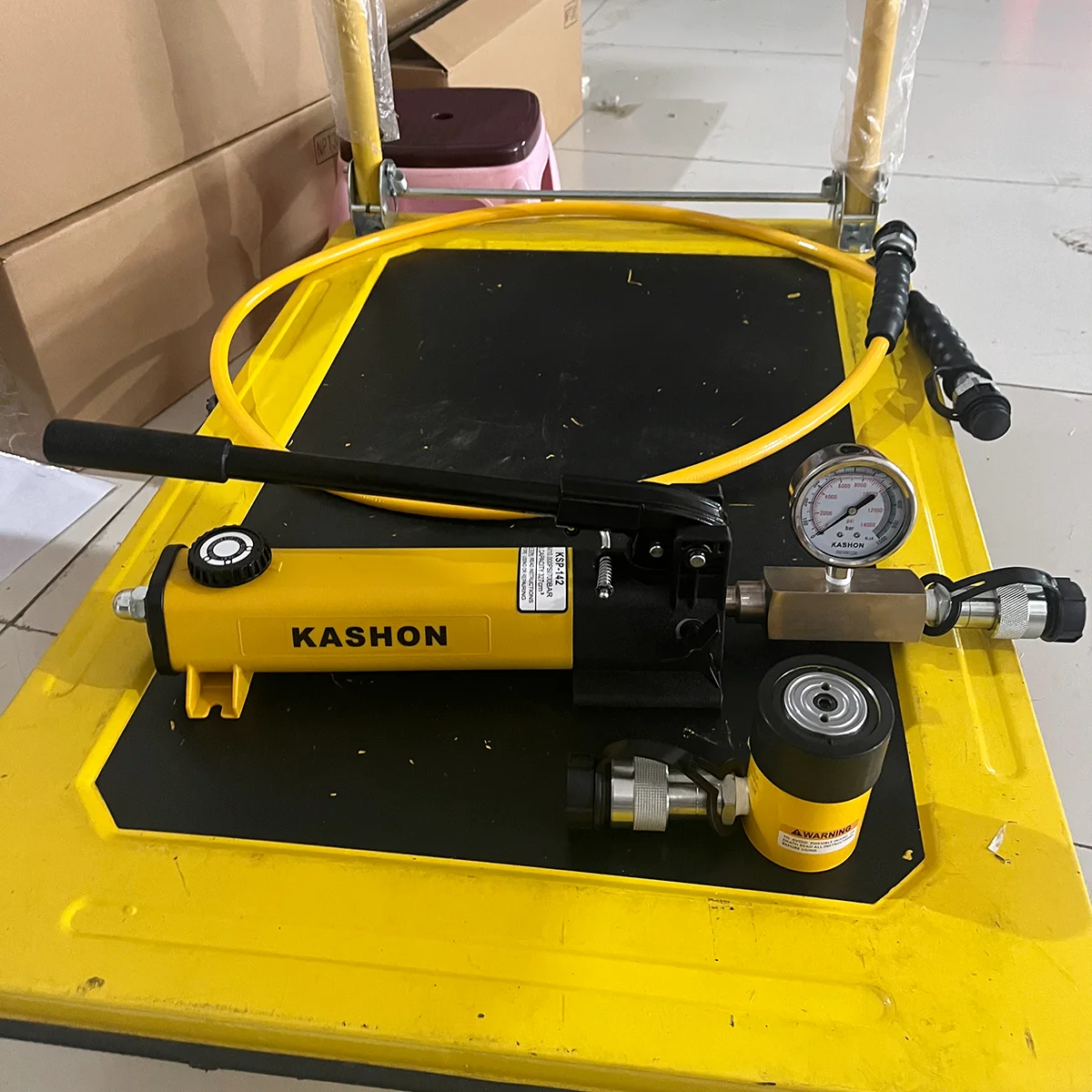 Complete Set Sale Enerpac Equivalent RCH-202 Single Acting Center Hole Hydraulic Cylinder Set With Manual Pump