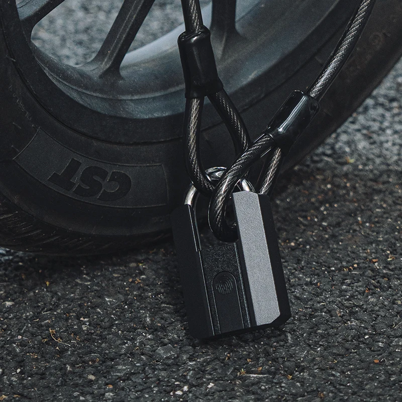 IP67 Waterproof App Control Fingerprint Padlock Bike Lock Smart Bike Lock With Loop Cable Accessory