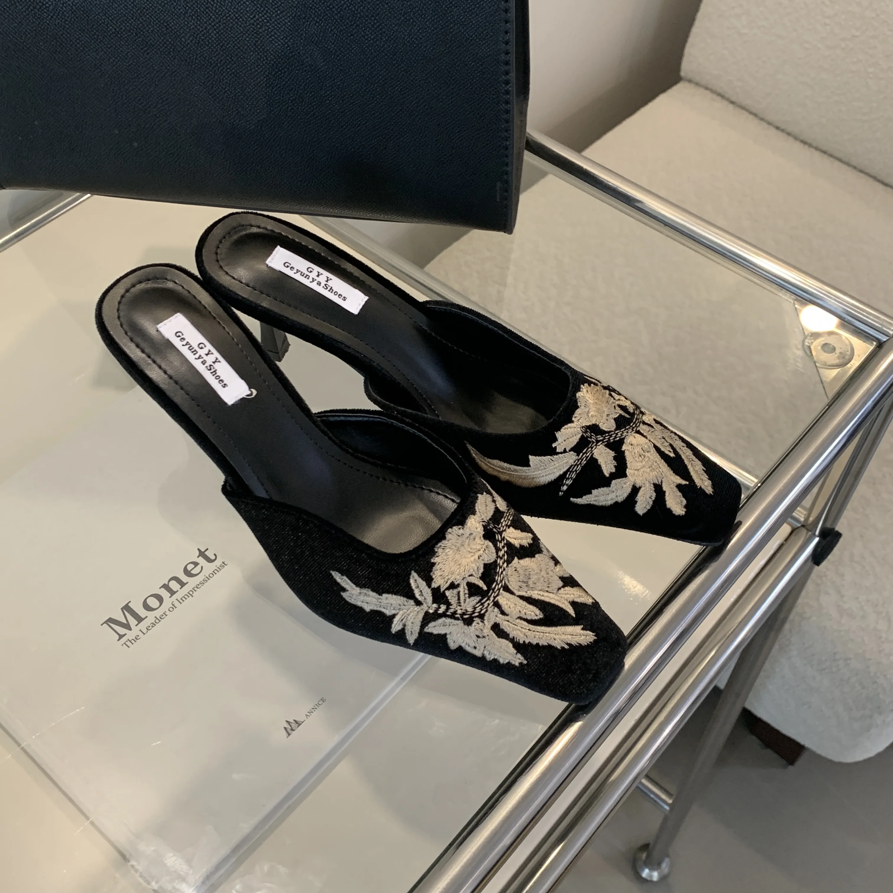 Retro Slip on Suede Slippers with Low Heels Square Toe Embroidered Flower Sandals Women Comfortable Casual Shoes