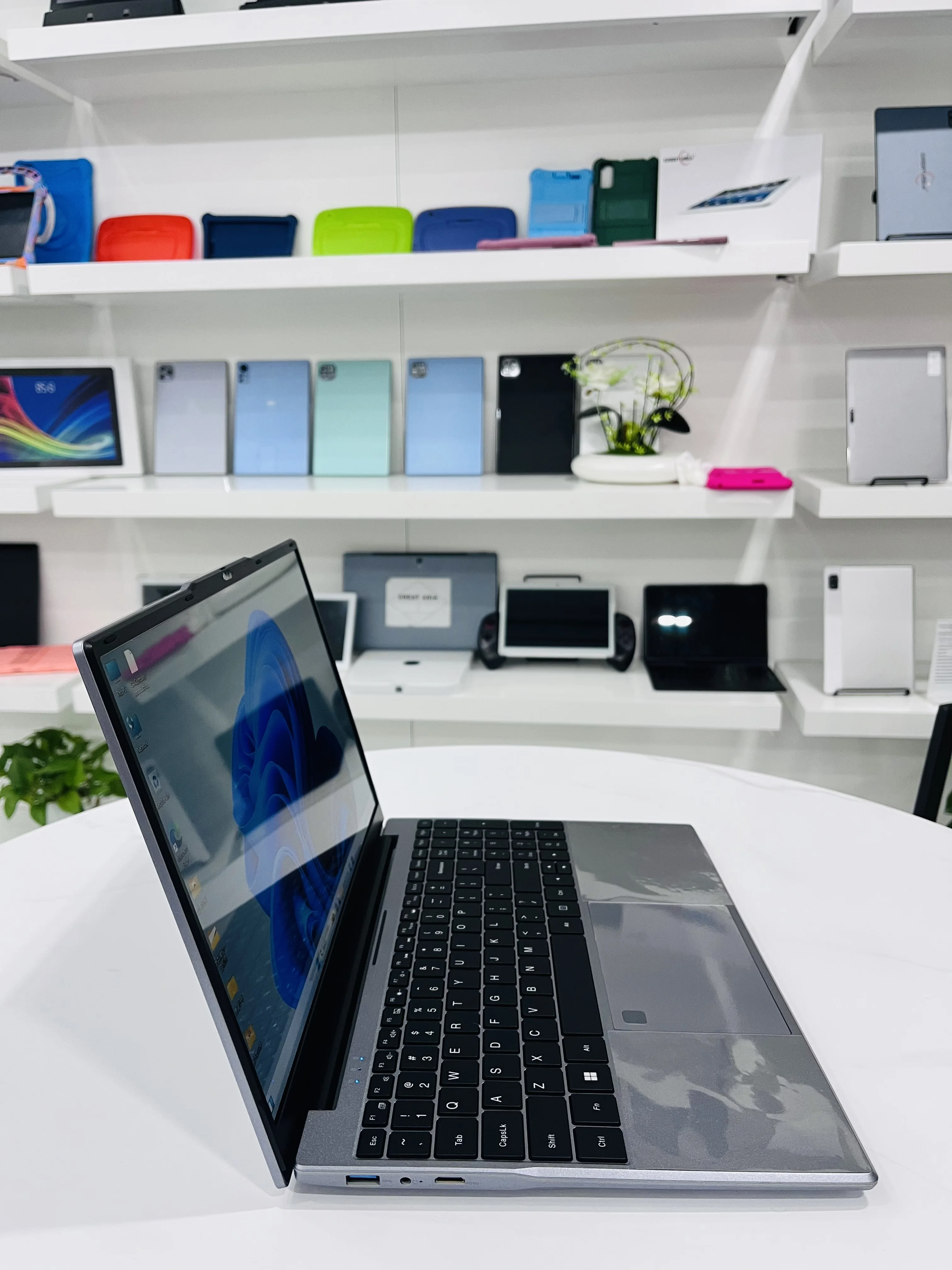 GreatAsia 15.6 inch laptop core i7 6th ram16gb rom 1tb ssd 1920*1080 ips fhd office business notebook 5.0g wifi WIN 11pro