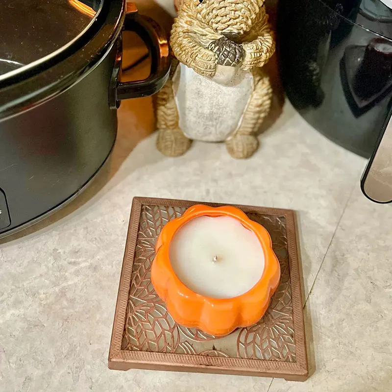 Halloween decor cute pumpkin shape ceramic candles vessels gift custom luxury 7 oz frosted empty candle jar with lid