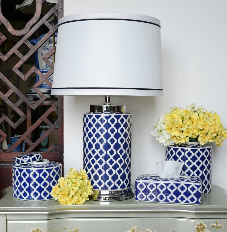 Modern living room decorative lights, ceramics quran banker table lamp