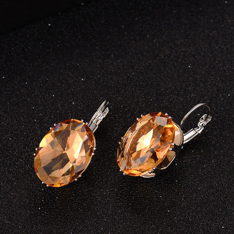 Summer ladies vintage minimalist square lab grown diamond earrings