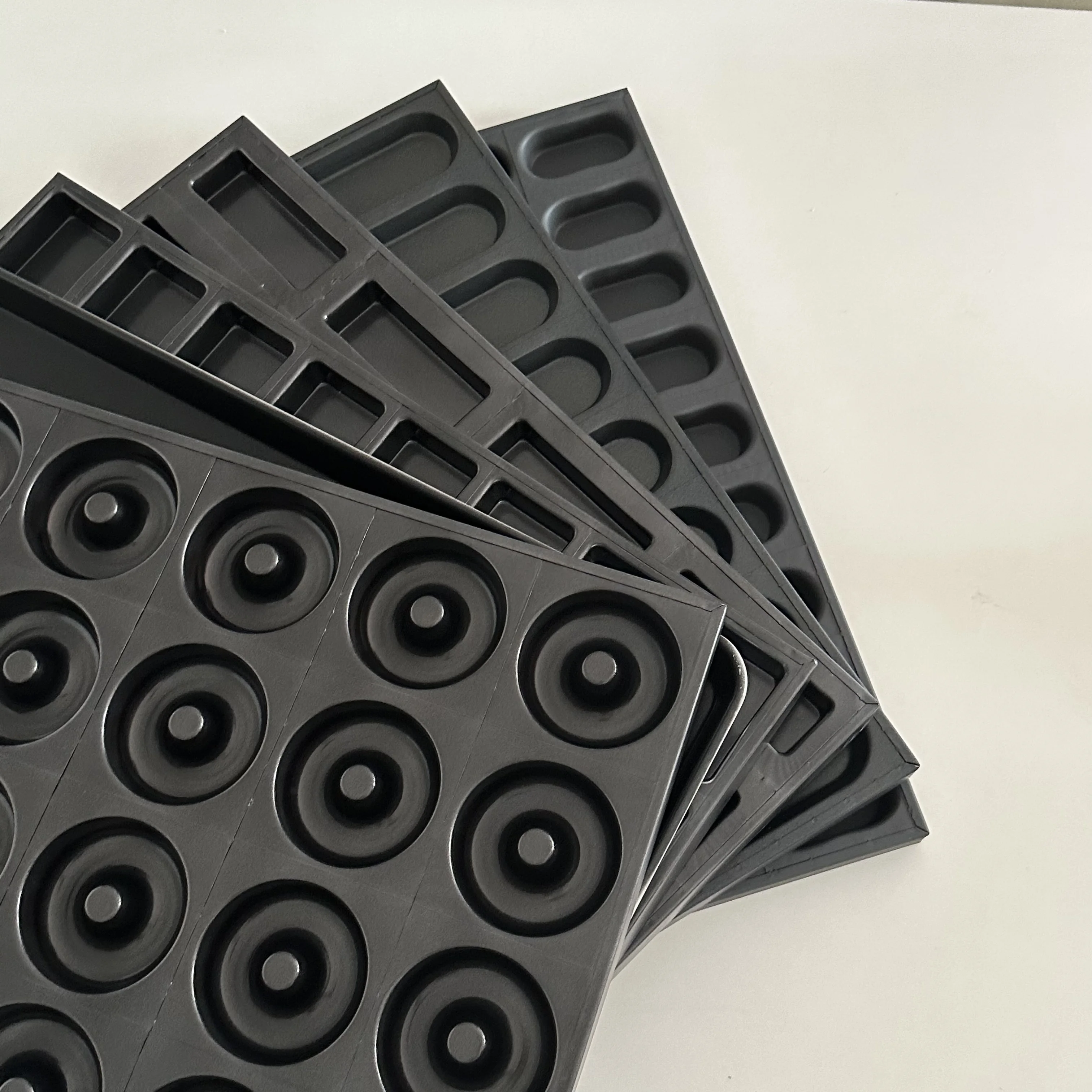 Baking Tool Dishes Mini Cupcake Pan 24 Cup Muffin Pan Non-stick Carbon Steel Muffin Tray
