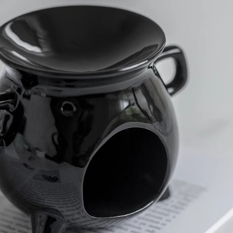 Creative Halloween Witch cauldron shaped Ceramic wax warmer  Aromatherapy Aroma Essential Oil Furnace  cauldron wax melt burner