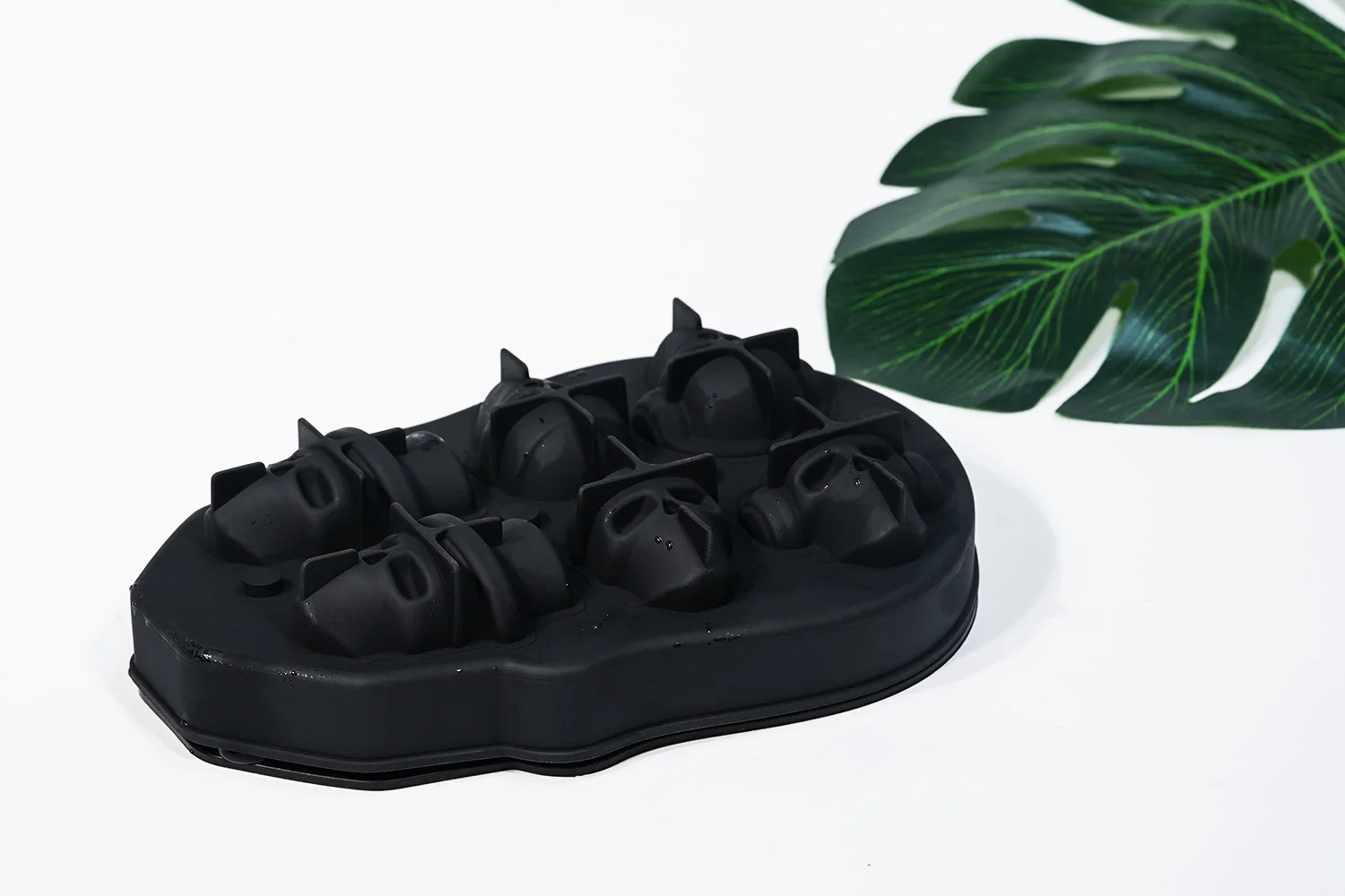 6K11 Old Fashioned Custom Reusable Whisky Freezer 3D Skull Ice Cubes Tray For Drinks