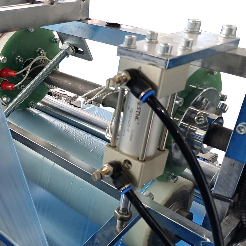 Хорошая цена, автоматическая машина для производства нетканых и пластиковых одноразовых крышек для обуви