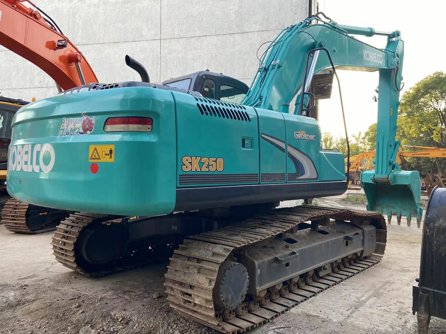 Good Running Condition automation Japan Original KOBELCO SK200 SK210 SK220 SK230 SK240 SK250 SK260 SK270 SK280 Used Crawler Exca