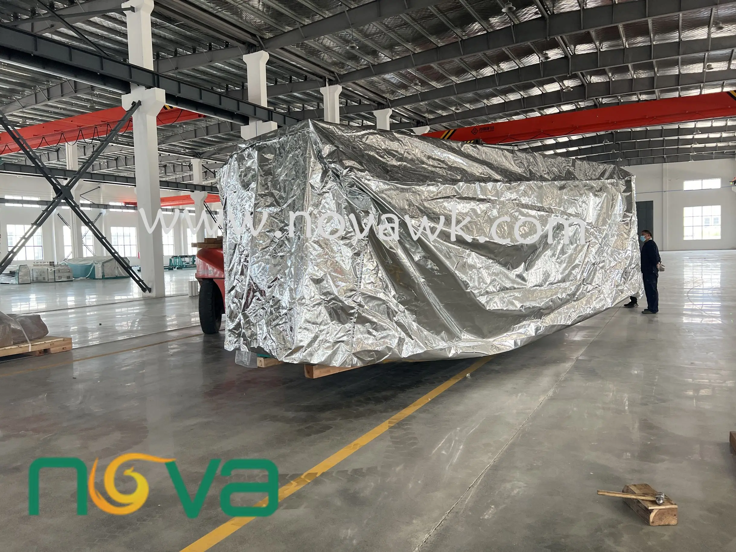 CUSTOM-MADE   NJL75/1B   Raschel jacquard warp knitting machine