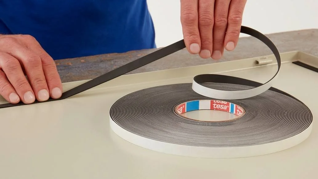 TESA 88619 Excellent bonding Outstanding aging resistance Double sided non woven tape for Mounting of flooring systems