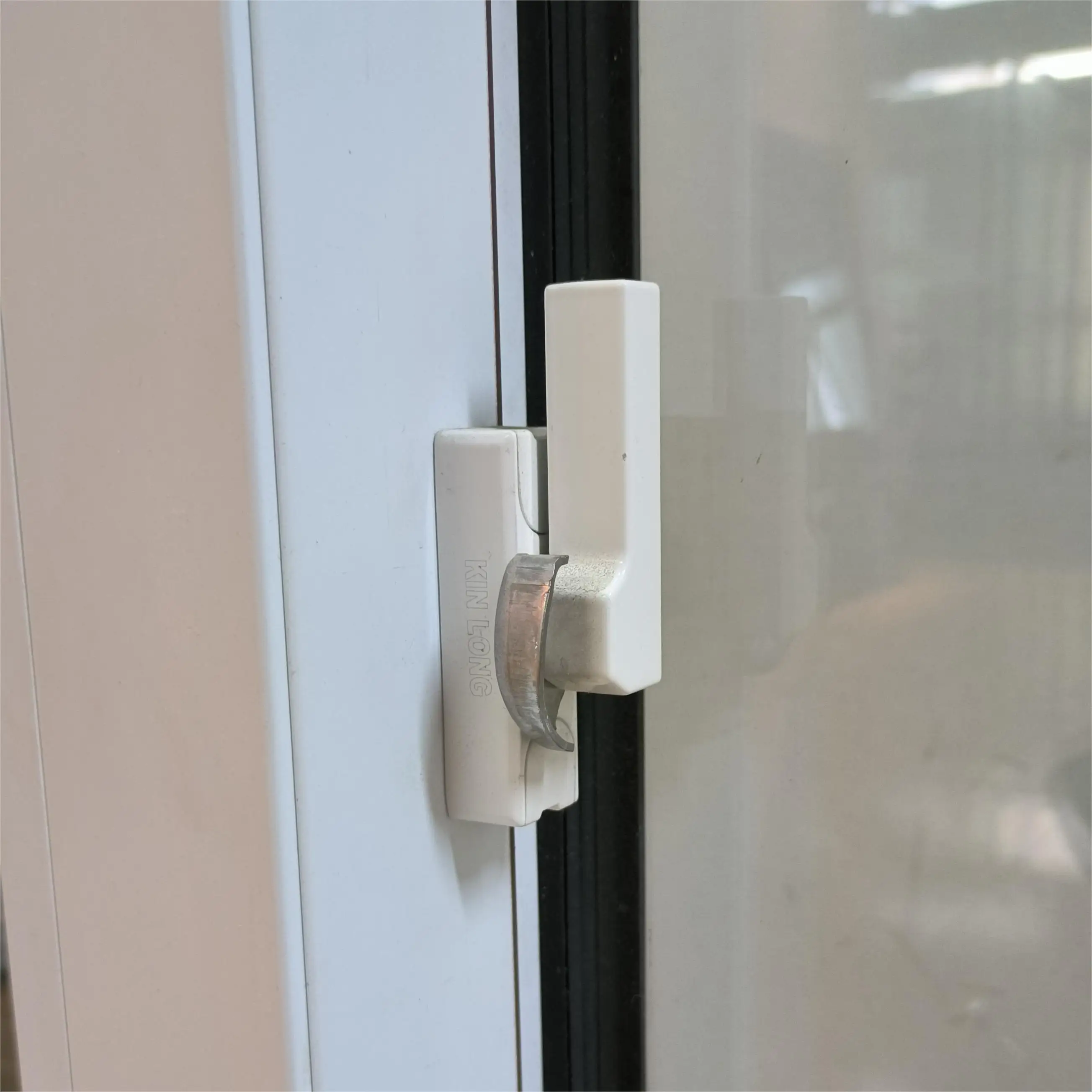 Индивидуальные окна с двойным остеклением UPVC и створчатые раздвижные другие для дома