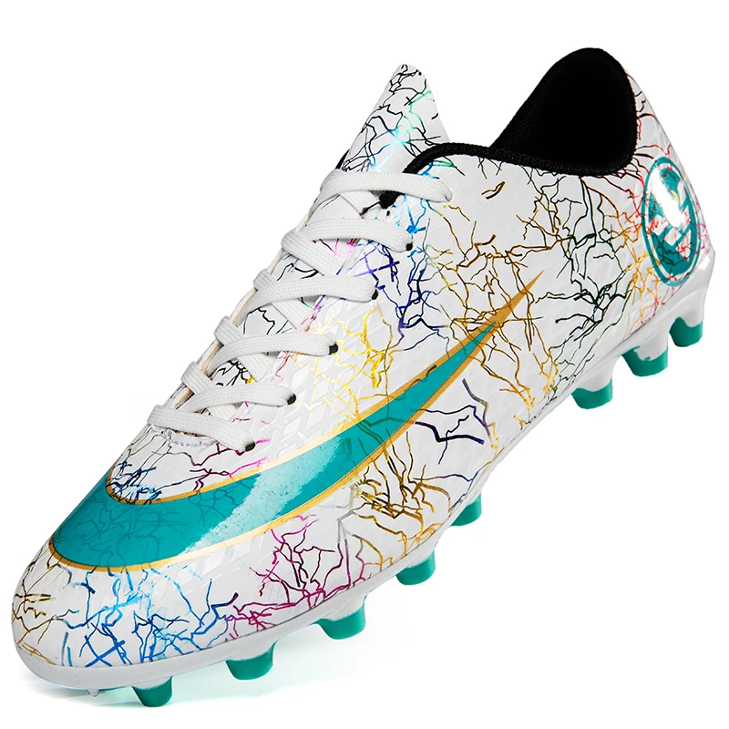 Hot Style Fashion Teenager Strong Grip Anti-slip Football Shoes Outdoor Breathable Wear-resistant Men Adult Soccer Shoes