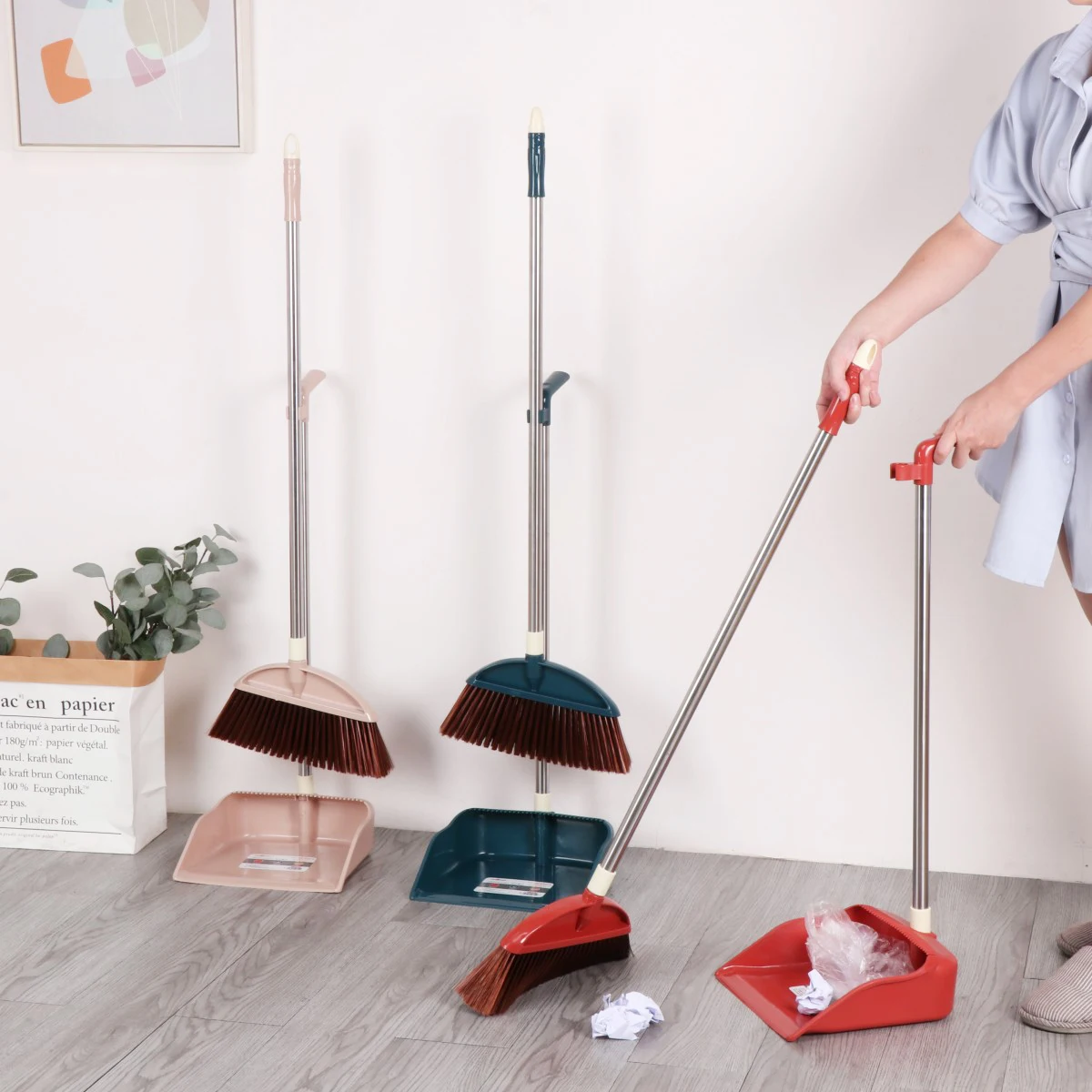 Wholesale High Quality Dustpan Broom Combo Broom With Dustpan And Broom Set With Plastic Brush