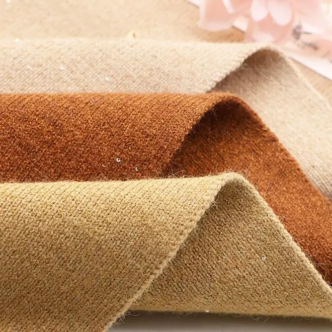 Xinglin Factory Wholesale 26NM Bead Arctic Velvet 40%Viscose17%Nylon 43%Polyester Fancy Yarn  for A/W Sweaters Knitting
