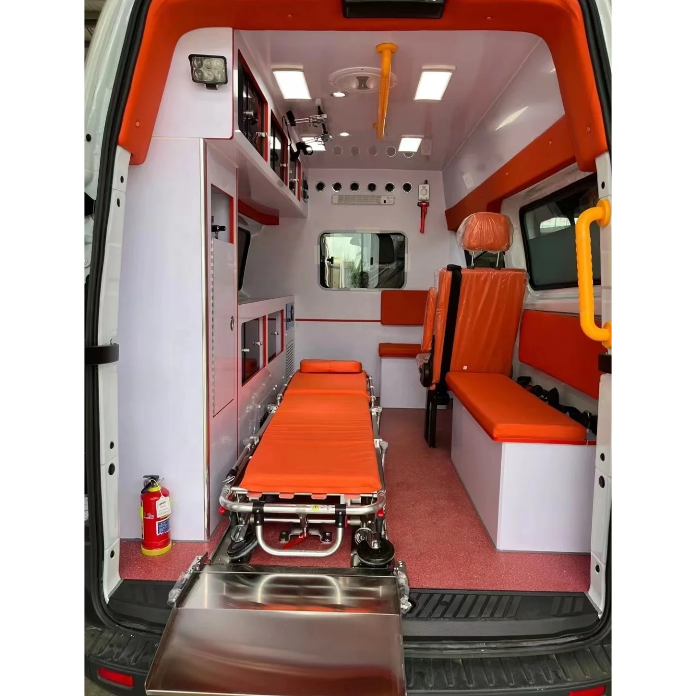 Truck Mounted Medical Examination Body Check Up Clinic Hospital Prebuiltair Ambulance car
