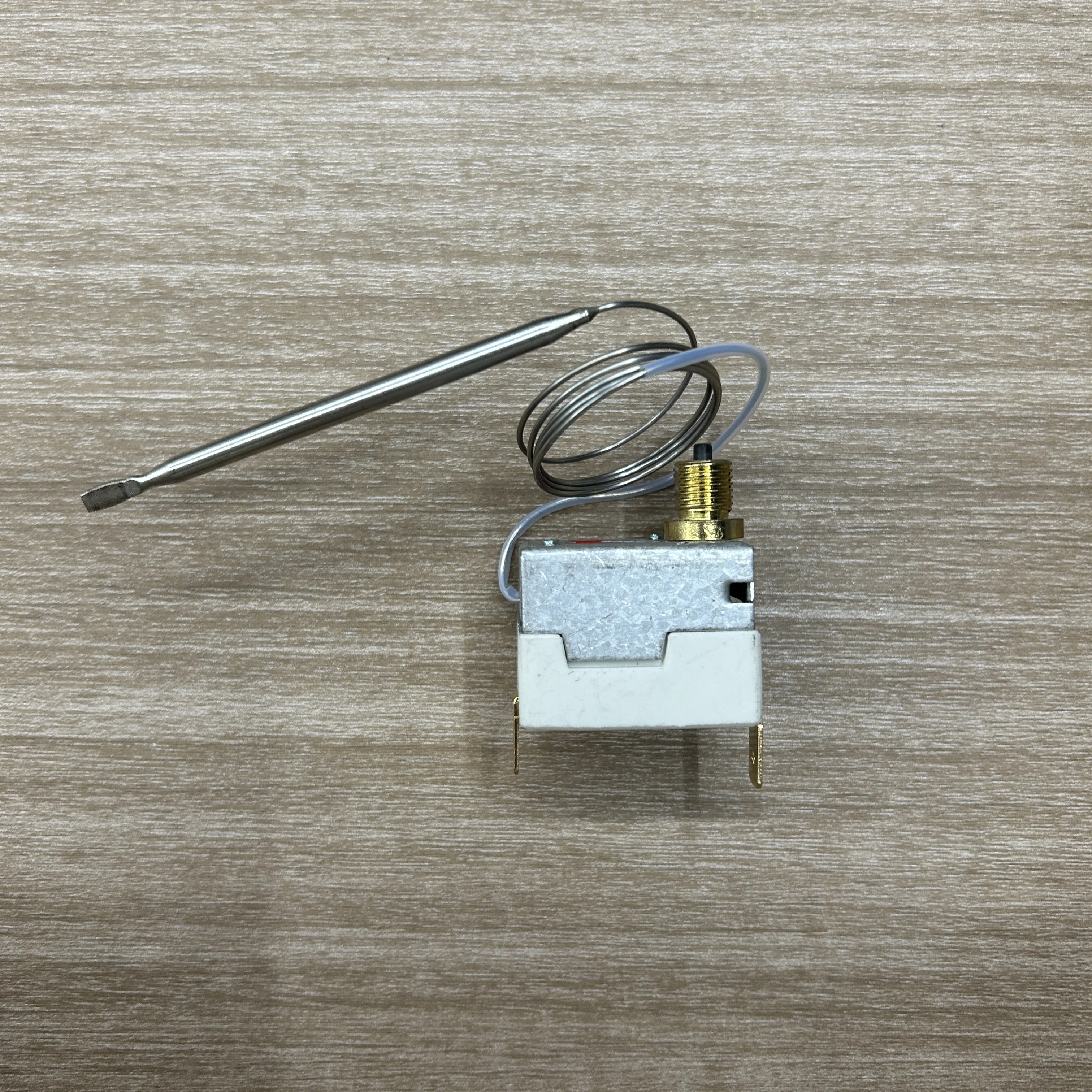 High Temperature Range Of 0-320 Degrees Capillary Adjustable Thermostat 125V 250V 16A For Electric Oven