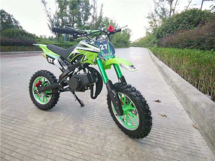 China Supplier MADEMOTO 60CC 4-WHEEL ATV 2 stroke Quad bike Pitbike China Small mini Snowmobiles for sale