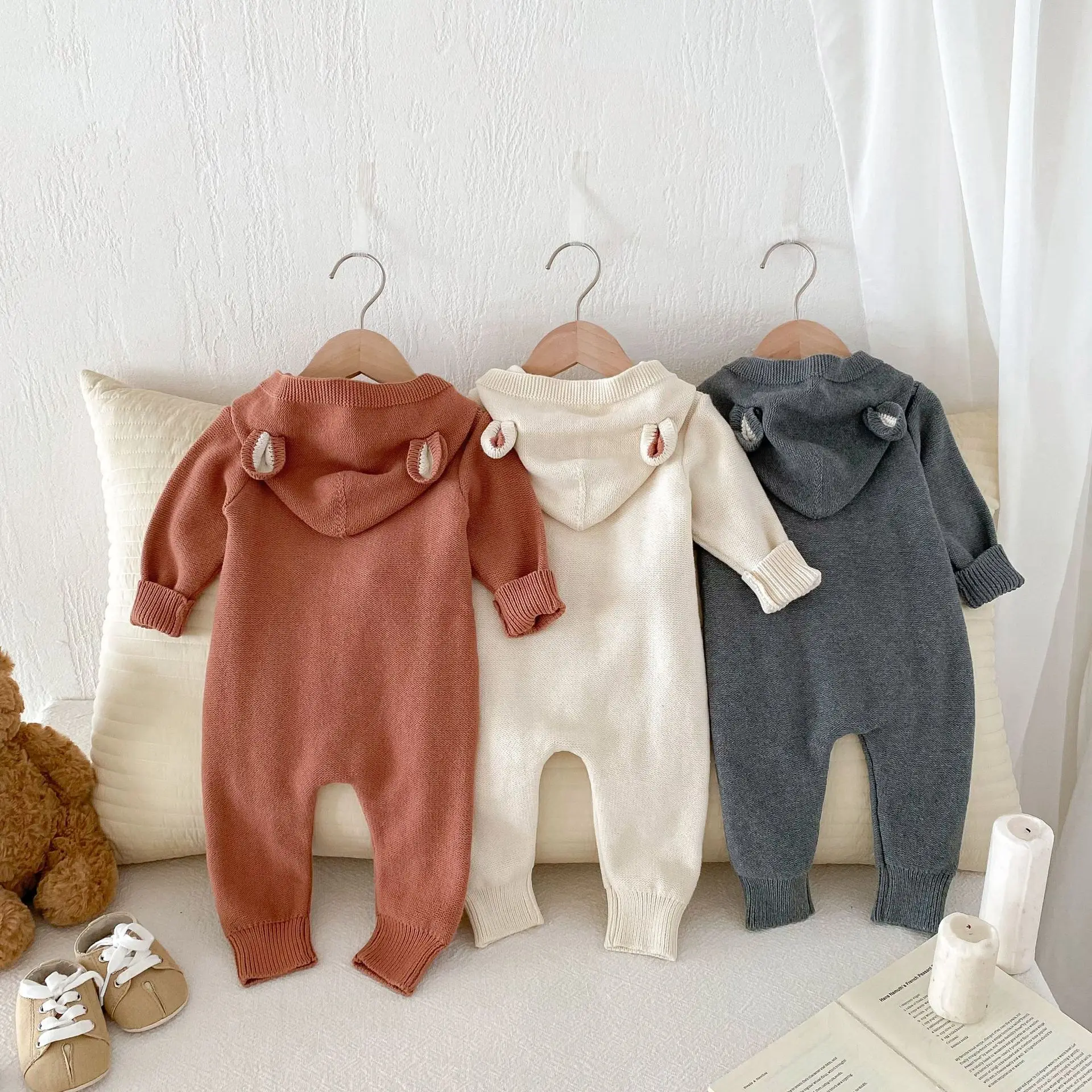 Baby clothing autumn new cotton knit sweater crawl suit cute hooded jumpsuits Ha clothes newborn baby clothes