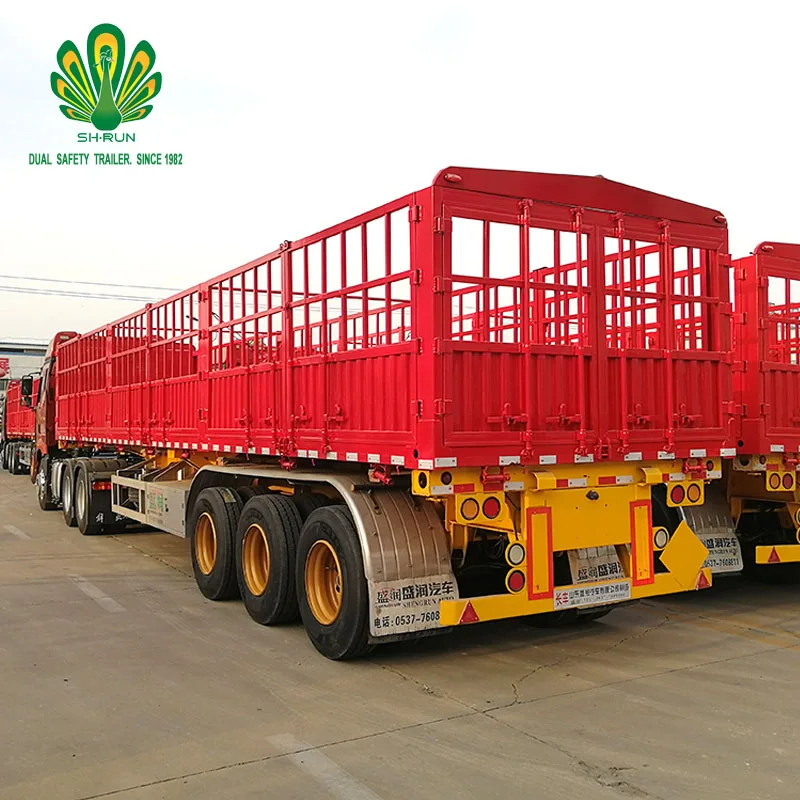 The 3-axis animal livestock cargo fence canglan semi-trailer made of high-strength steel
