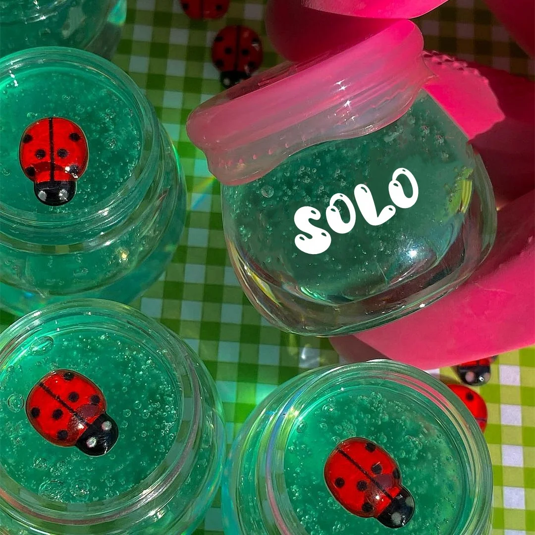 2022 New Arrival  Diamond Makeup Cute Glass Tube Custom Lipgloss Wholesale Colorful Best Selling Lip Gloss Jars