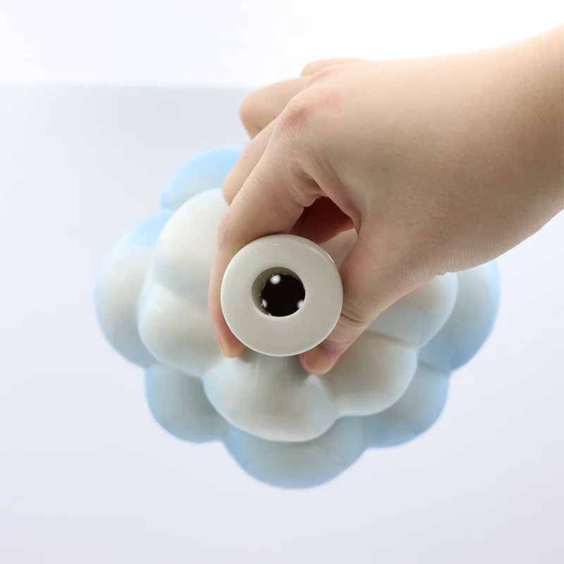 Custom Cloud Watering Bell Rain Watering Can Indoor Garden Thumb Water Can for Plant Rain Cloud Ceramic Watering Bell