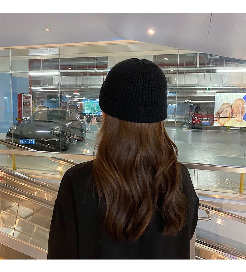 19 colors Winter Plain Dyed Custom Beanie Hat 100% Acrylic Warm Knitted Beanie Custom Logo