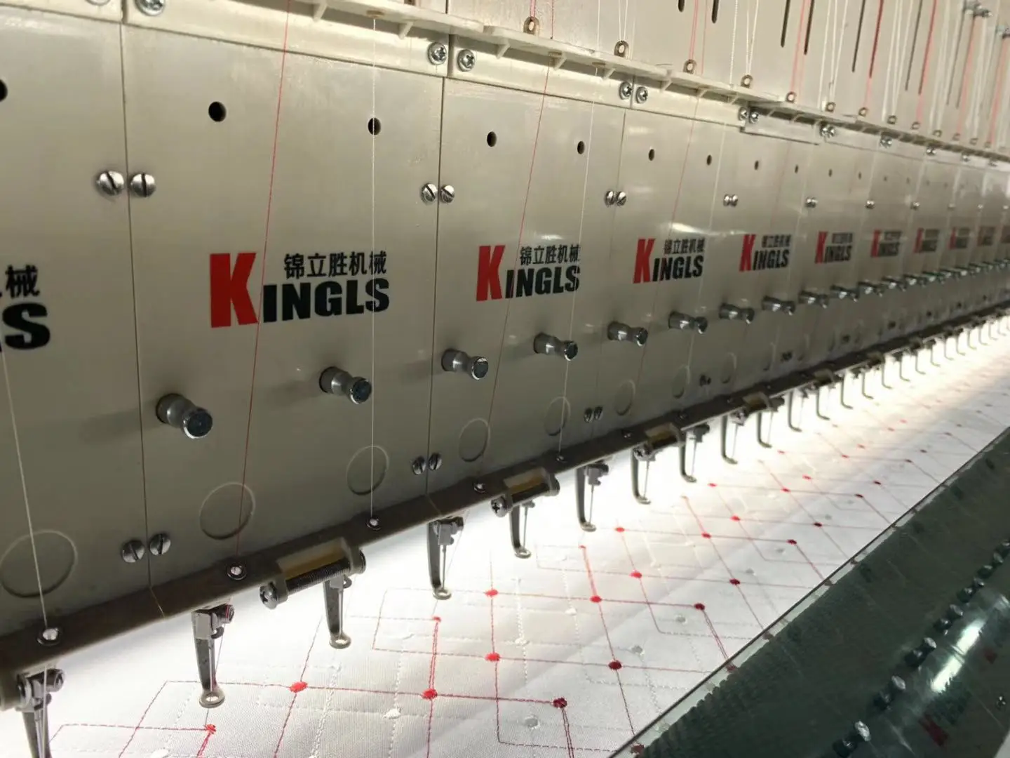 high speed computerized quilting embroidery machine