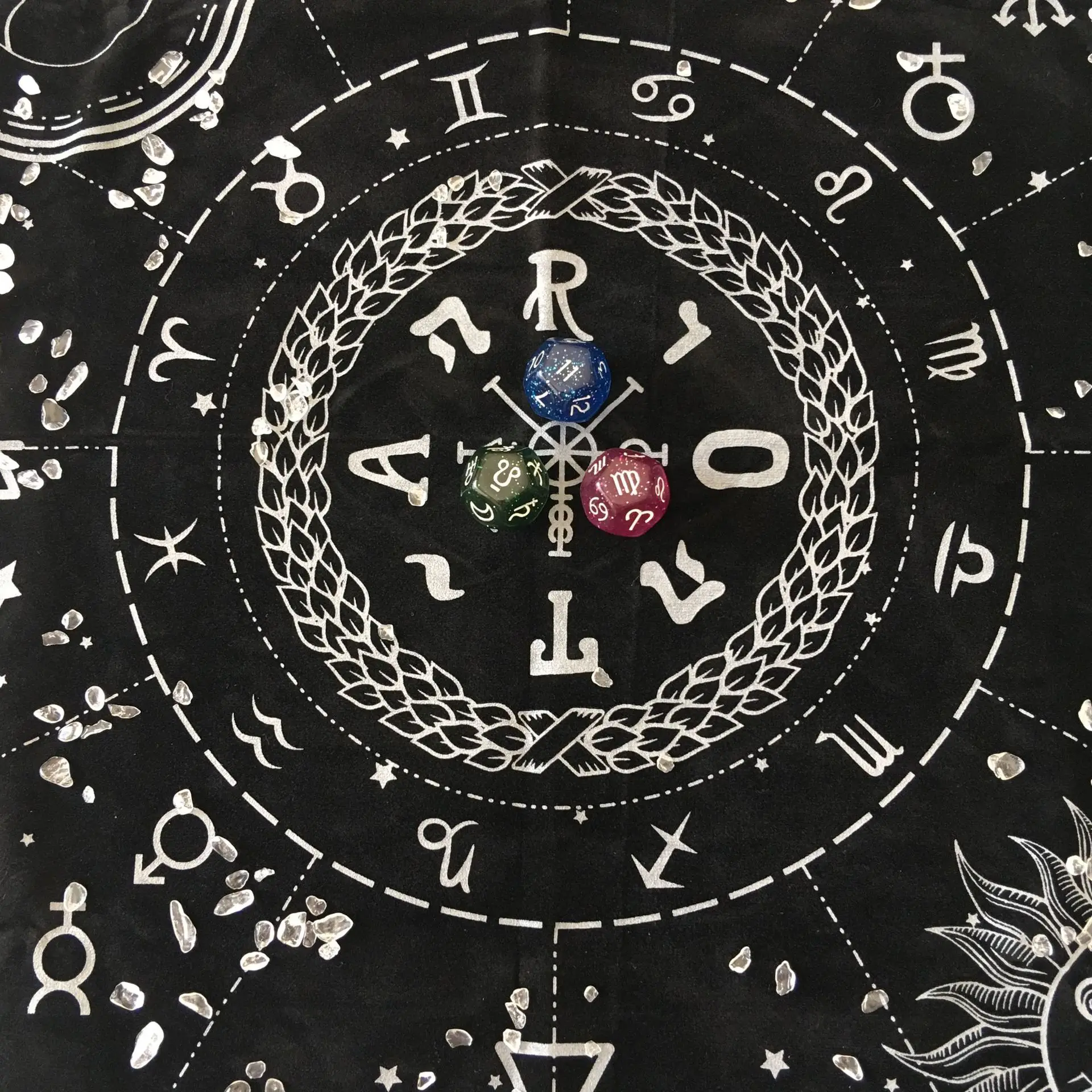Twelve constellations 49*49cm tarot cloth Divination printed Velvet Tarot card Altar table cloth