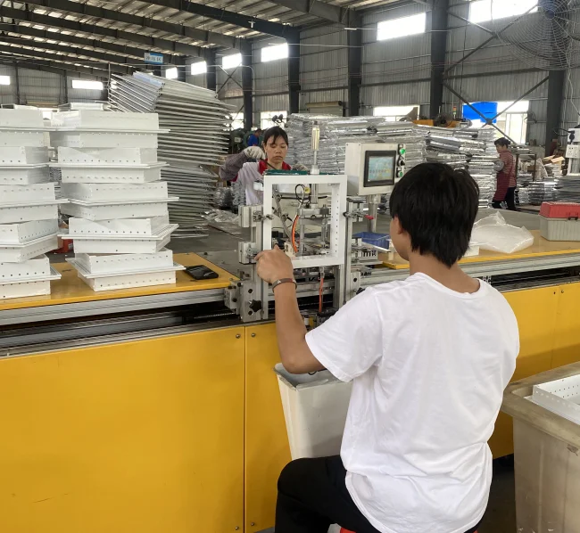 HVAC air ventilation outlet grille plastic bush feeding machine single double deflection grille assembly machine