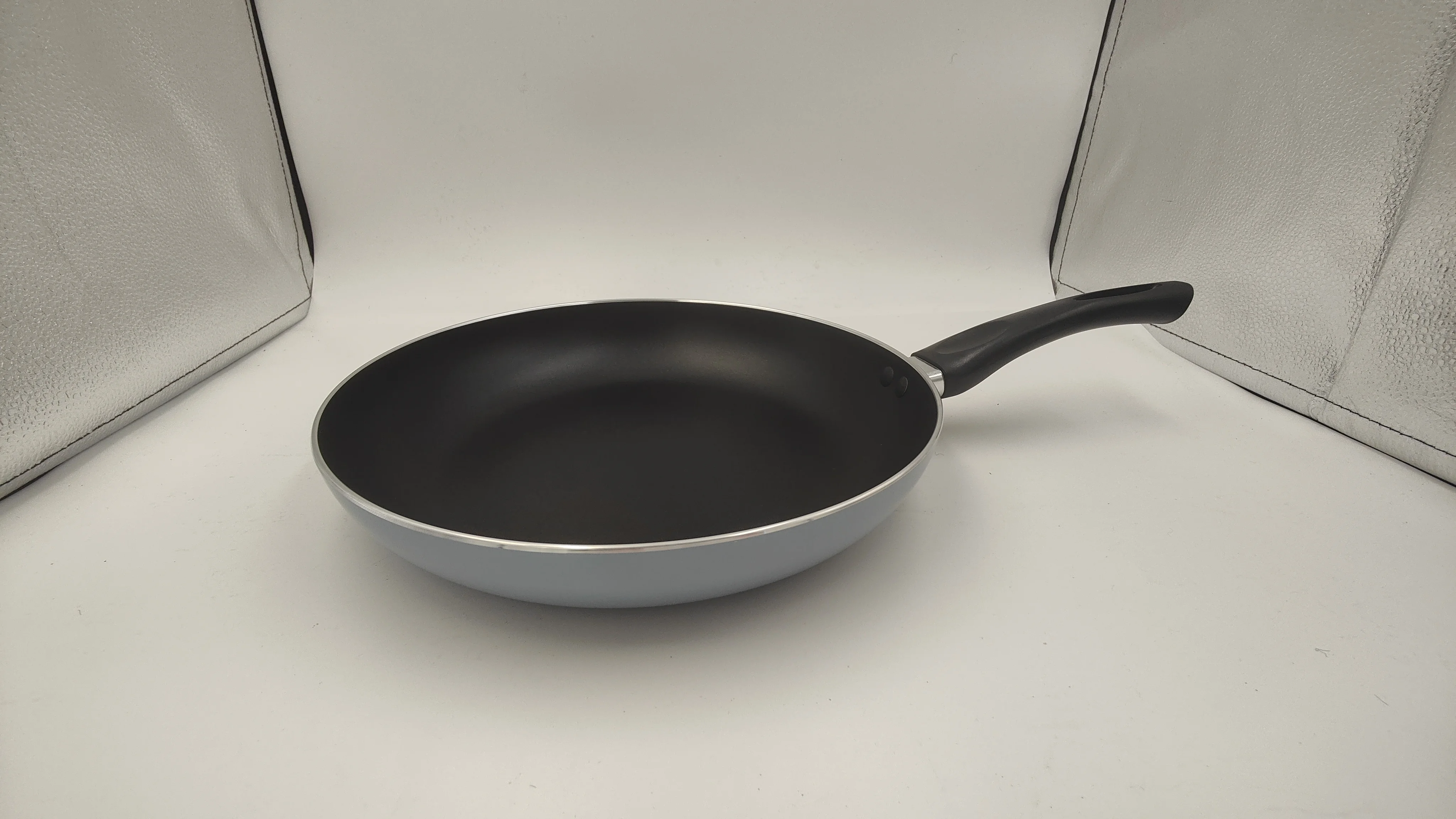 Aluminum non-stick wok pan 30cm