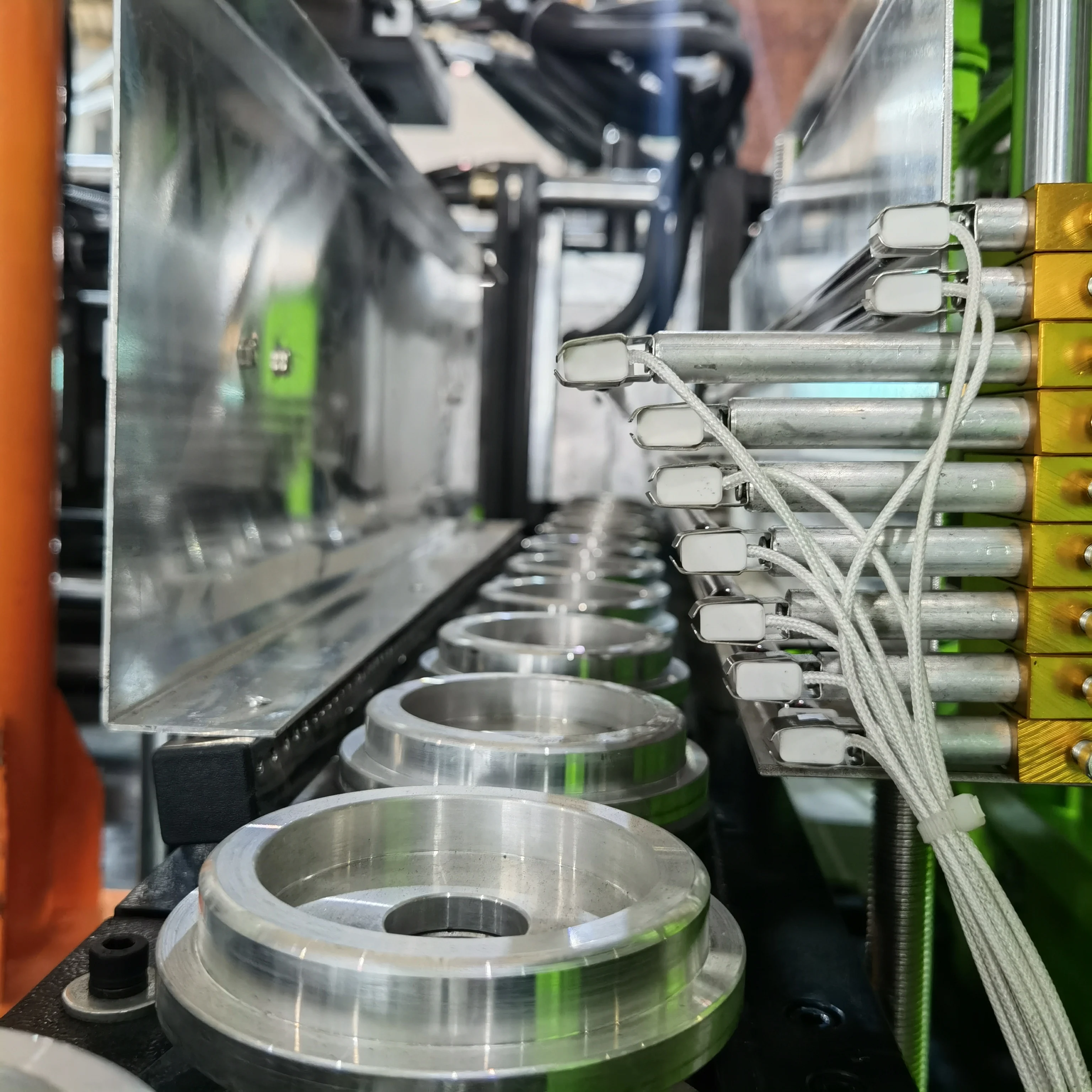 HM-2G130 PET Jar 2cavity automatic Bottle Blowing Machine Wide Neck Bottle Making Machine