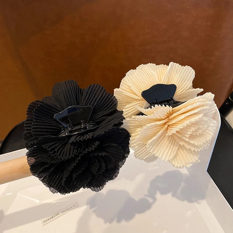 2024 Elegant Wrinkled Ruffle Edge Flower Hair Claws For Women Girls Sweet Corrugated Floral Hair Clips Fashion Hair Accessories