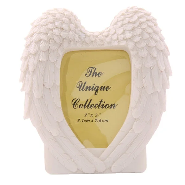 Wholesale Mini Giftware Resin Heart Shaped Angel Wing Photo Frame