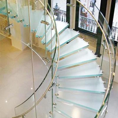 Дизайнерская ламинированная закаленная панель из закаленного стекла для лестницы