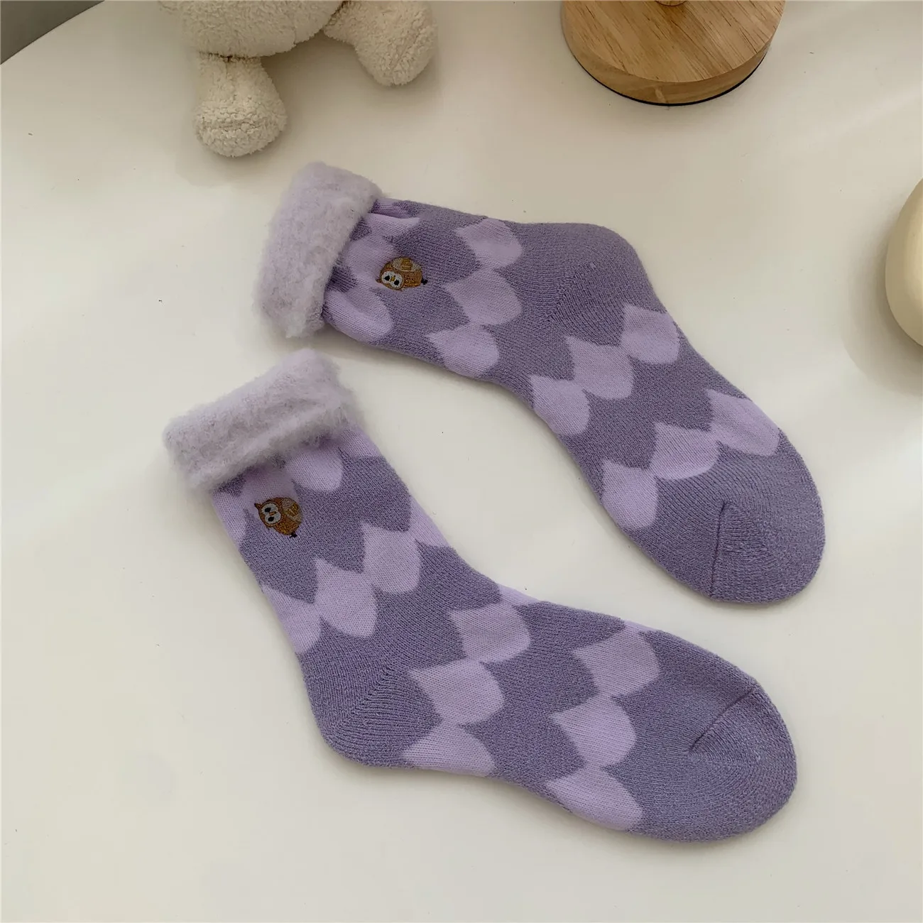 Winter thicken women socks Japanese fashion floor sleep bed anti slip warm with cute embroidery