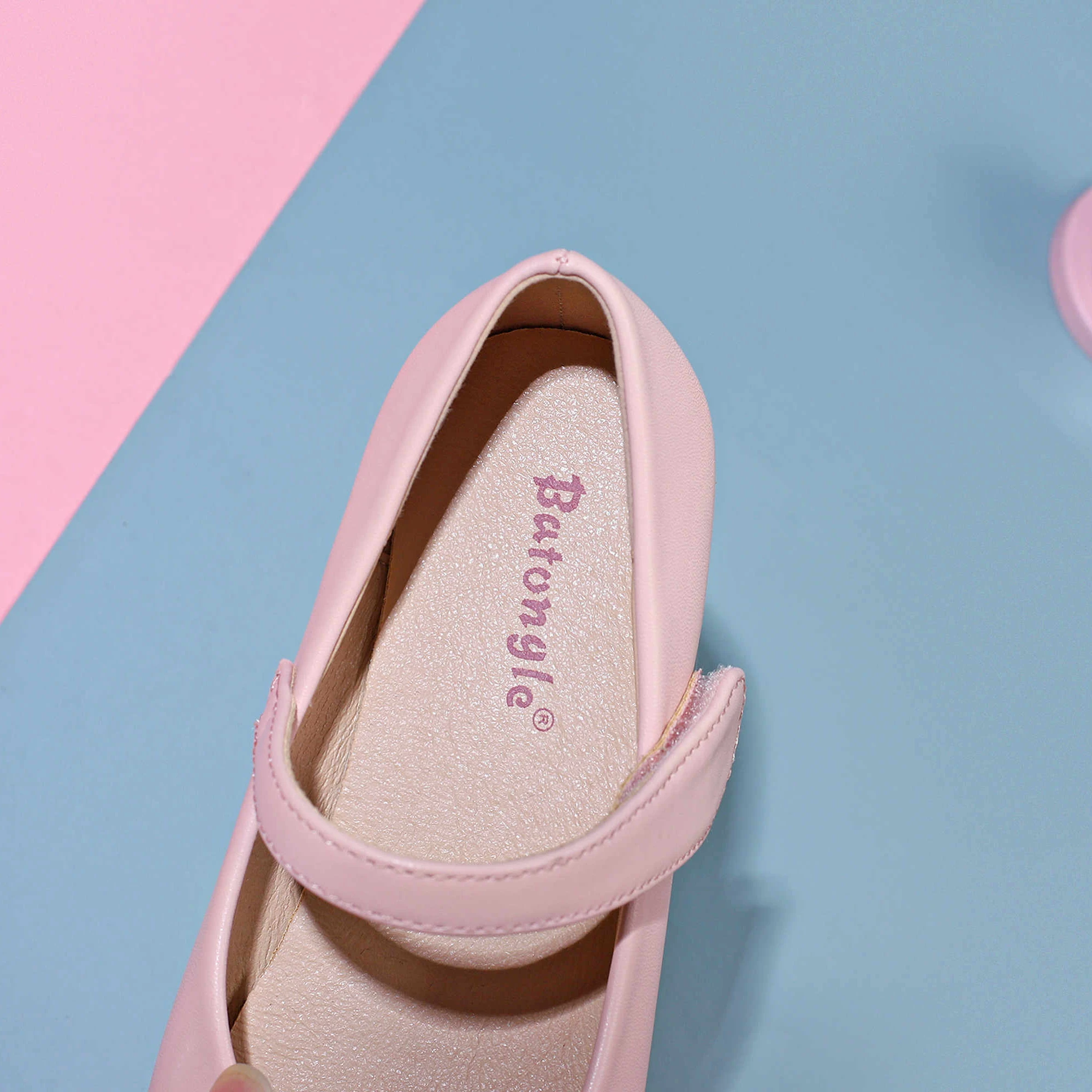 Factory Direct Sale Soft Leather Material Shiny Diamond Design Princess Girl Cot Shoes For Kids