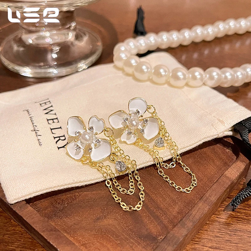 South Korea Style Gold-Plated Alloy Pearl Long Tassel Flower Huggie Earrings Vintage Trendy Design Zircon Main Anniversaries