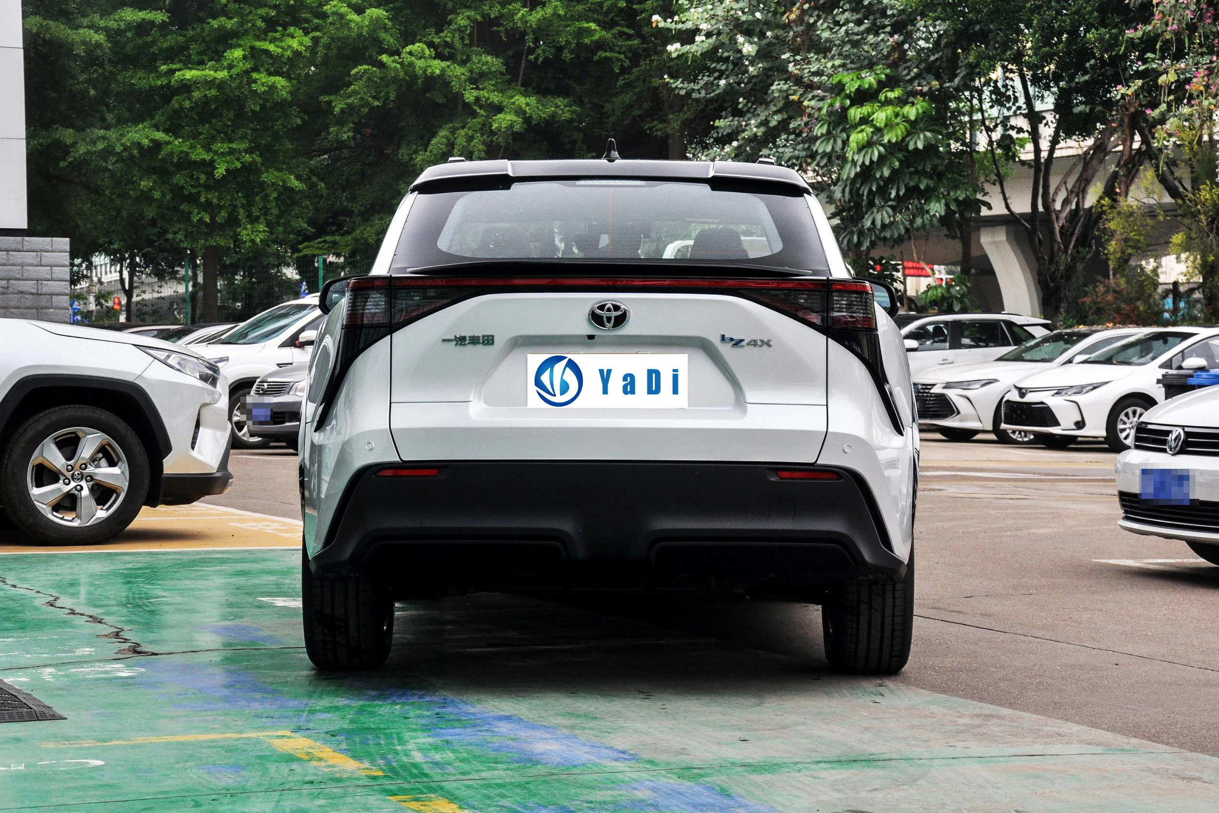 Wholesale Cheap Price Good Performance Toyota Bz4X 2WD 4WD Electric Vehicle New Cars in China